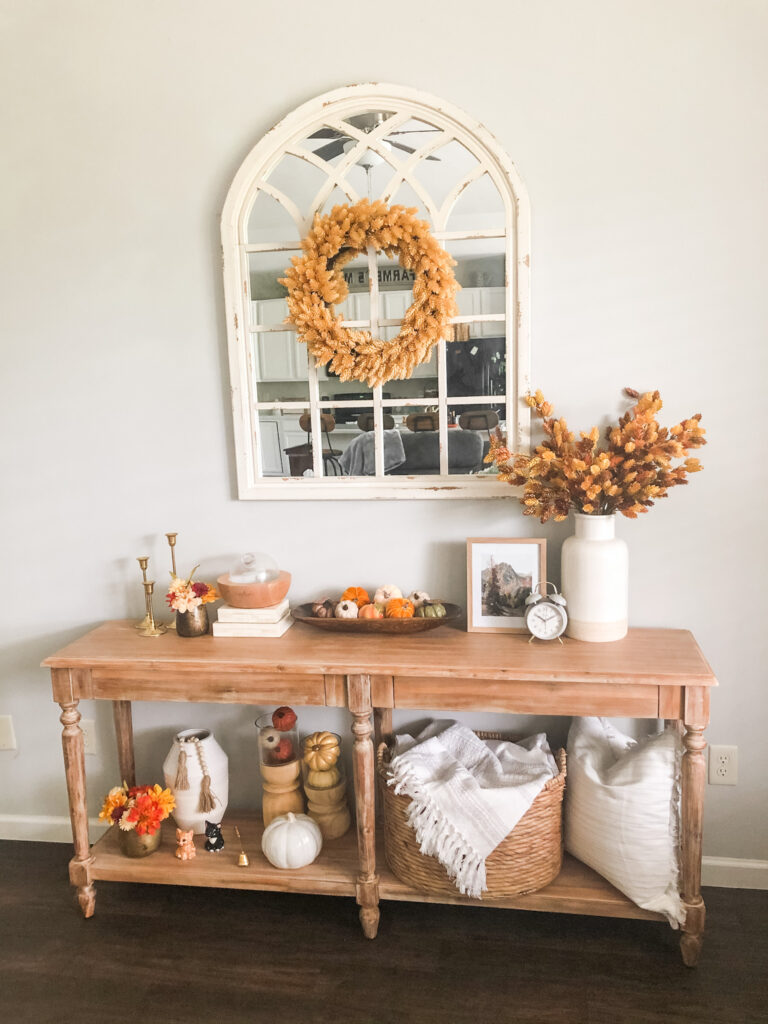 fall inspired console table styling 8